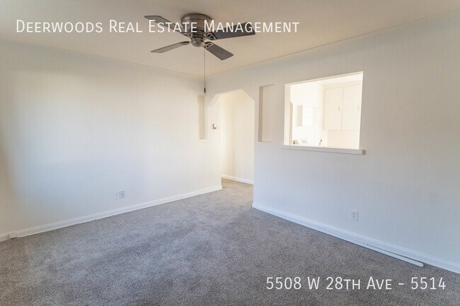 Building Photo - Adorable 1 Bed / 1 Bath Apt in Edgewater! ...