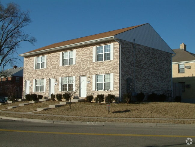 Building Photo - 2235 San Rae Dr