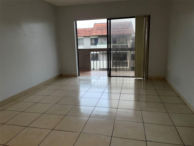 Foto del edificio - 1101 SW 122nd Ave