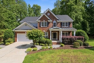 Building Photo - 6 Bramerton Ct