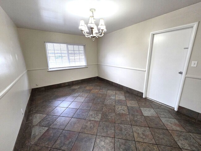 Foto del edificio - Charming 3 Bedroom 2 Bath Home