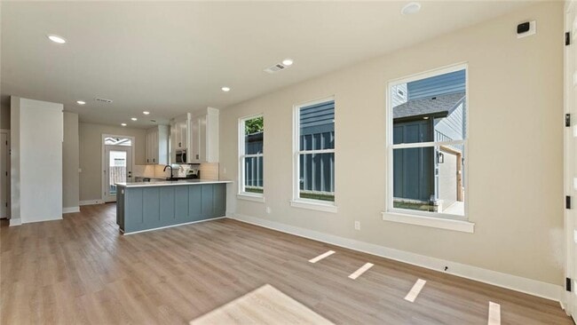 Building Photo - 1209 SW Journey Ln