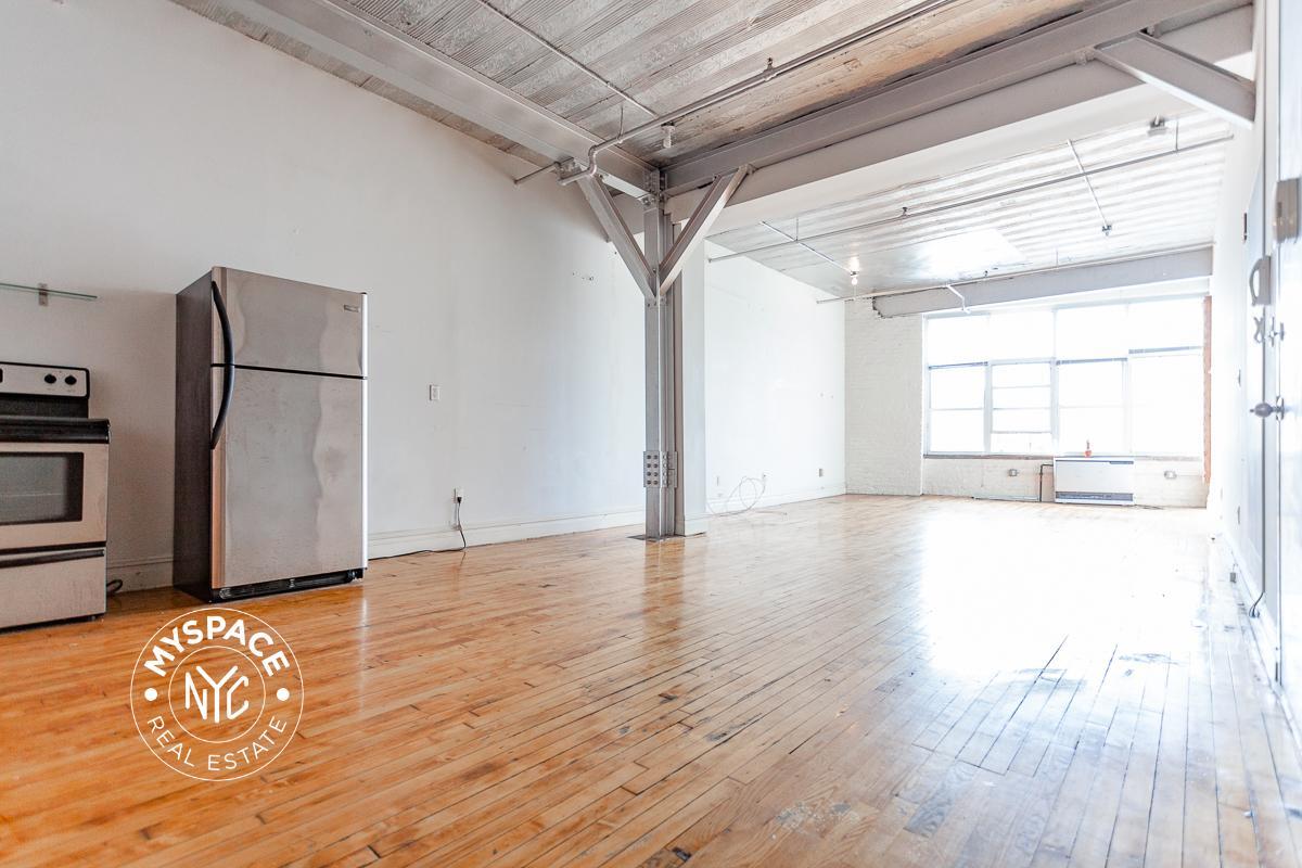 Foto principal - 1087 Flushing Ave