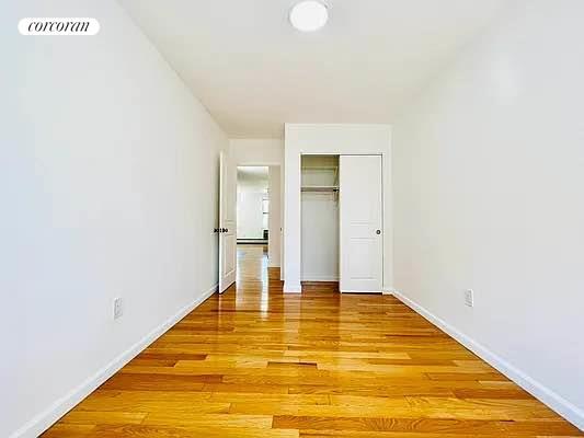 Foto del edificio - 1441 5th Ave