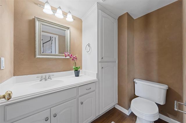 Building Photo - 8617 Jonquil Dr