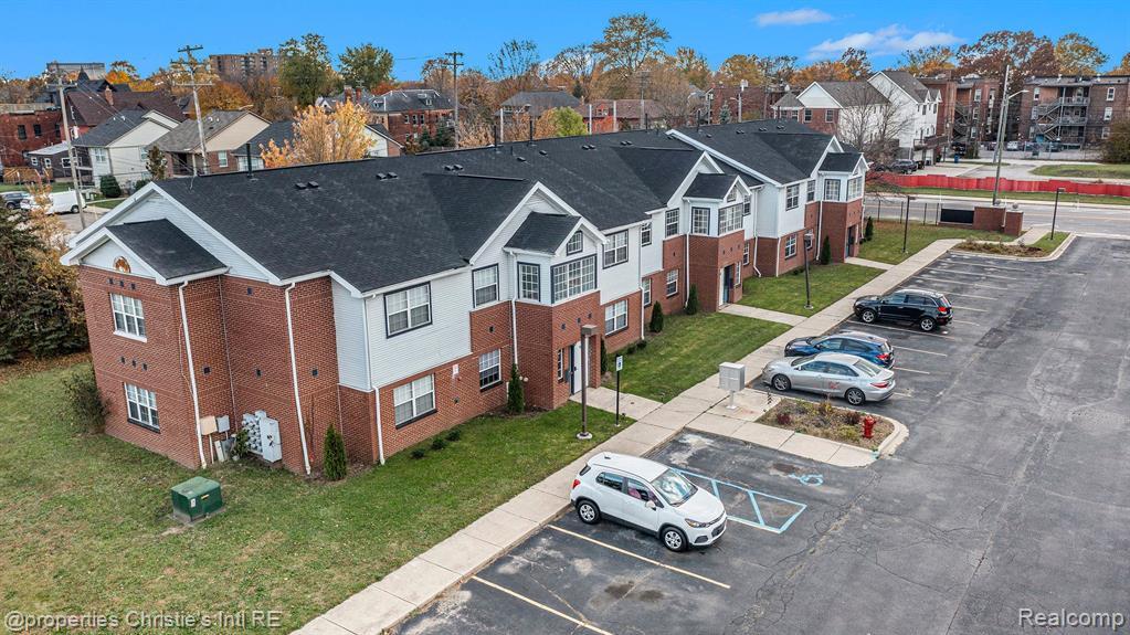 4434 Trumbull St Unit 11, Detroit, MI 48208 Room for Rent in Detroit