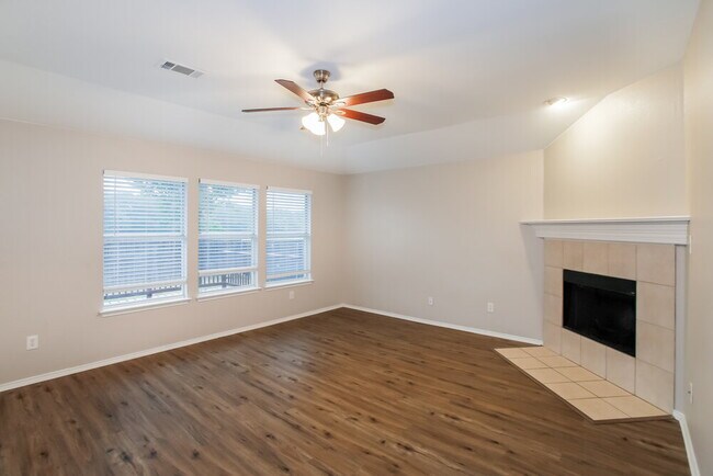 Foto del edificio - 2628 Fondren Rd