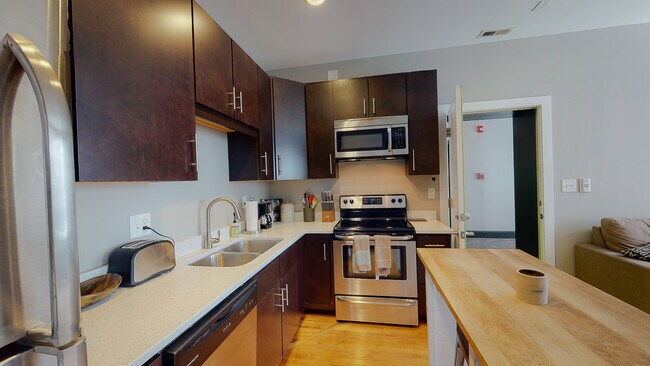 Foto del edificio - 1301 N Alabama St