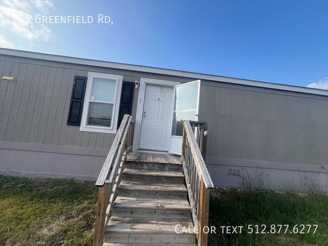 Foto del edificio - 215 Greenfield Rd