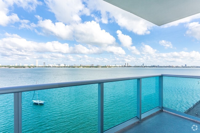 Building Photo - Wake Biscayne Bay