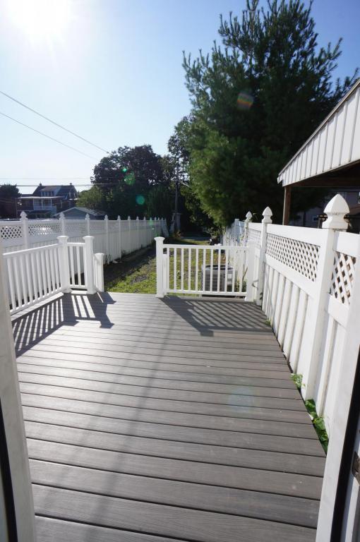 Building Photo - 338 Hummel Ave