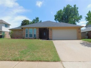 Building Photo - 326 Ashley Oak Ln