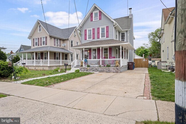 Building Photo - 121 Cleveland Ave