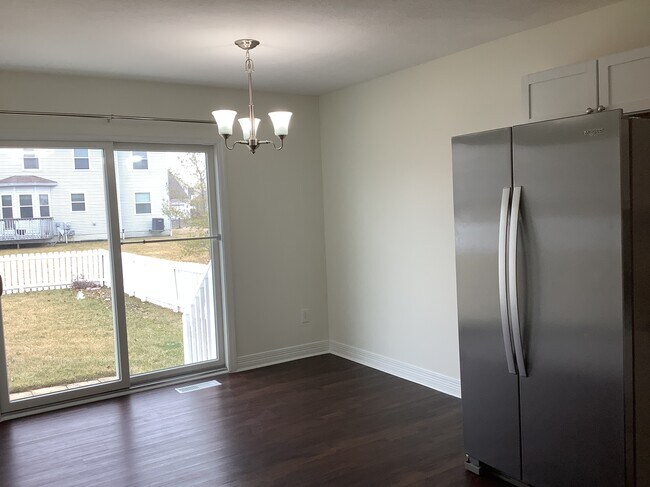 Foto del edificio - 768 Shellbark St