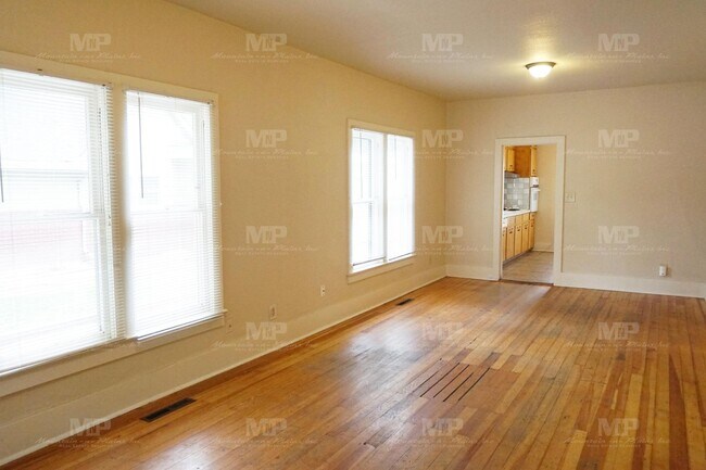 Foto del edificio - 642 S Meldrum St