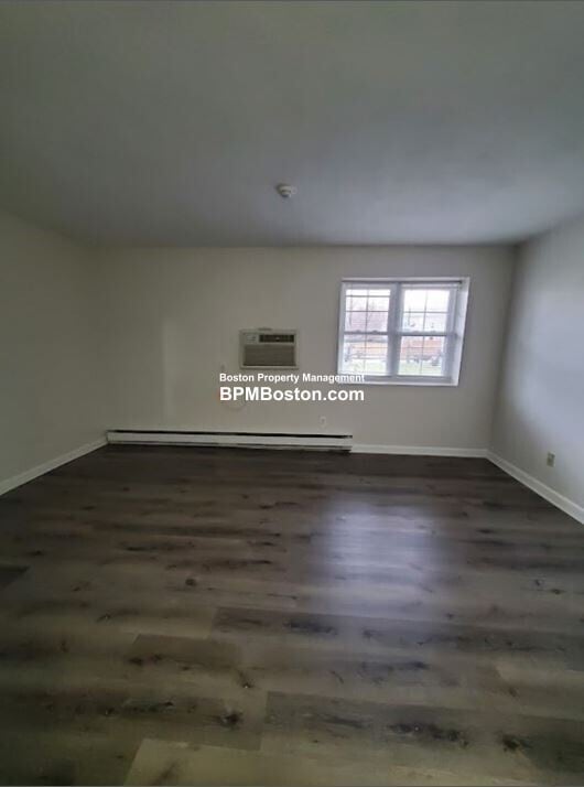 Building Photo - 55 Elmwood Park