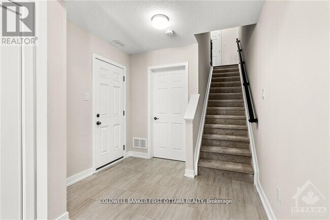 Photo du bâtiment - 203 Anyolite Private