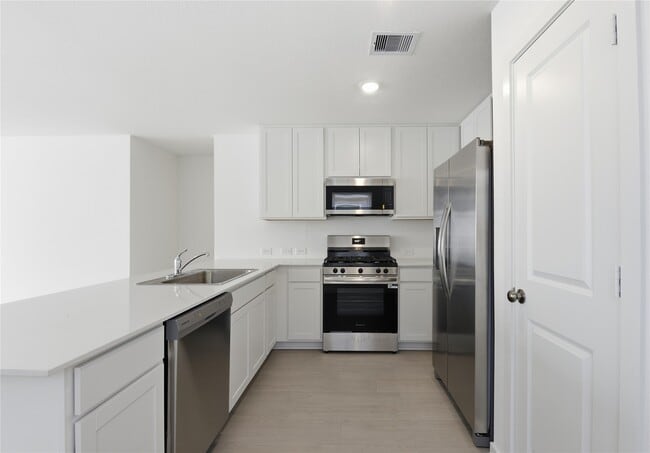 Building Photo - 2631 Lantana Spring Rd