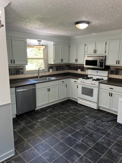 Foto del edificio - 234 River Meadow Dr