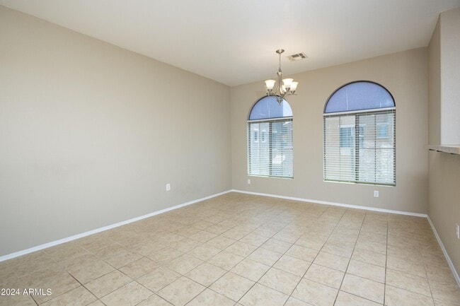 Building Photo - 240 W Juniper Ave