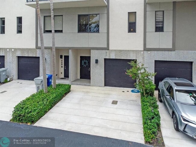Foto del edificio - 454 SE 1st Cir