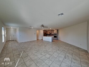 Building Photo - 10761 W Wexford Ln