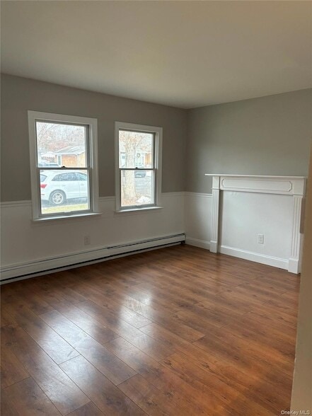 Building Photo - 104 Ohls St