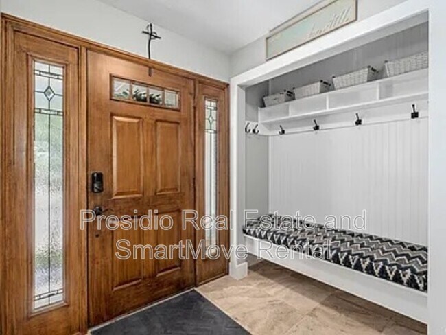 Foto del edificio - 10927 Lostwood Dr