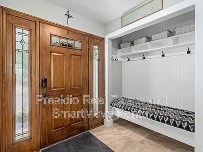 Building Photo - 10927 S Lostwood Dr