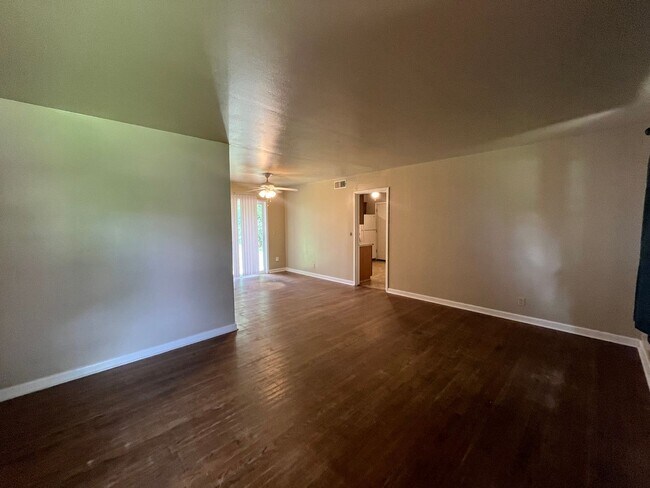 Photo - JLM Apartment