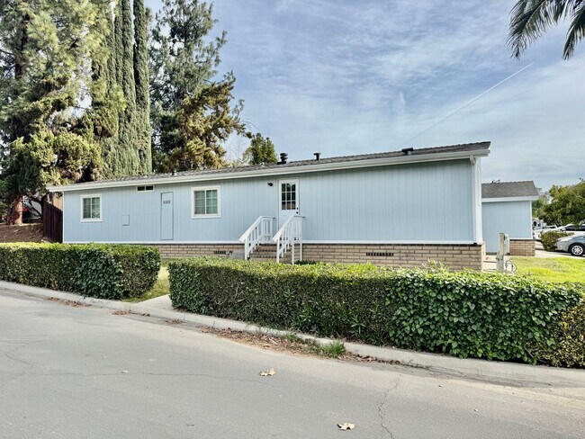 Foto del edificio - Rehabbed Manufactured Home