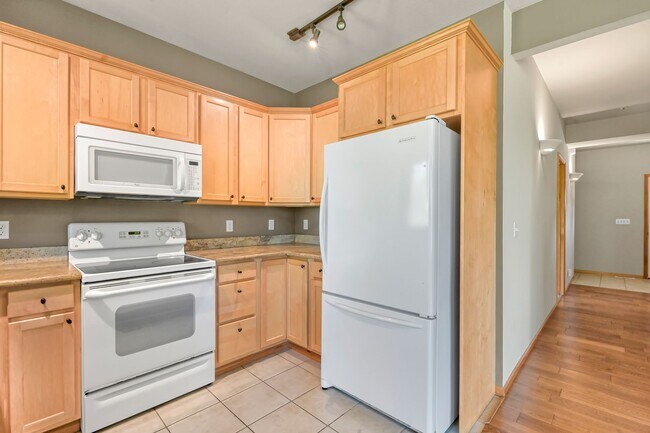 Foto del edificio - 2131- 2133 Yew Street