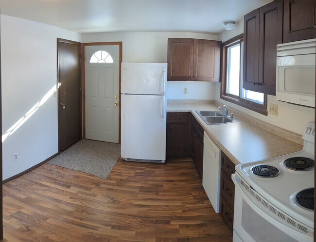 Foto del edificio - 110-112 West Grant St