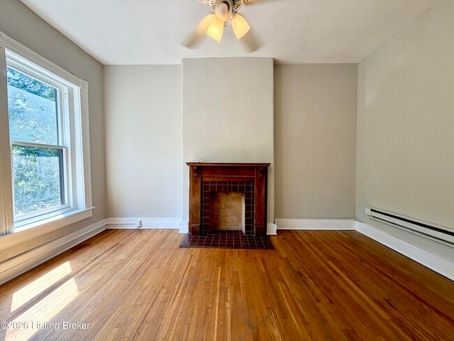Building Photo - 1466 St James Ct