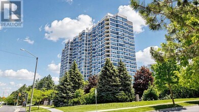 Building Photo - 1 Clark Ave W