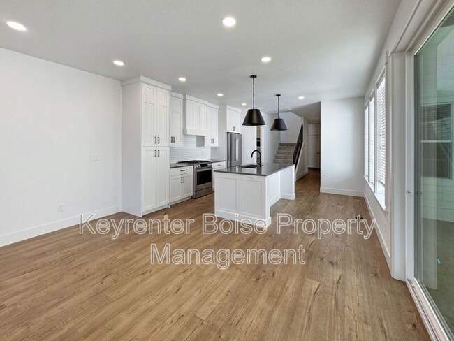 Building Photo - 2985 W Hidden Springs Dr