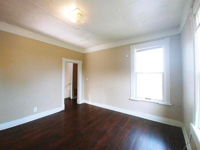 Foto del edificio - 530 S 30th St