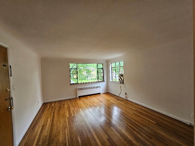 Building Photo - 6091 Dryden Ave