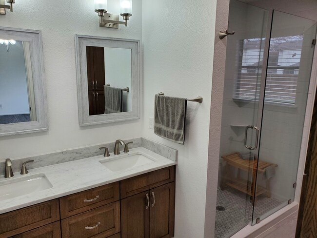 Building Photo - 9006 Bancroft Trl