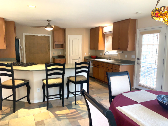Building Photo - 24 Fleetfoot