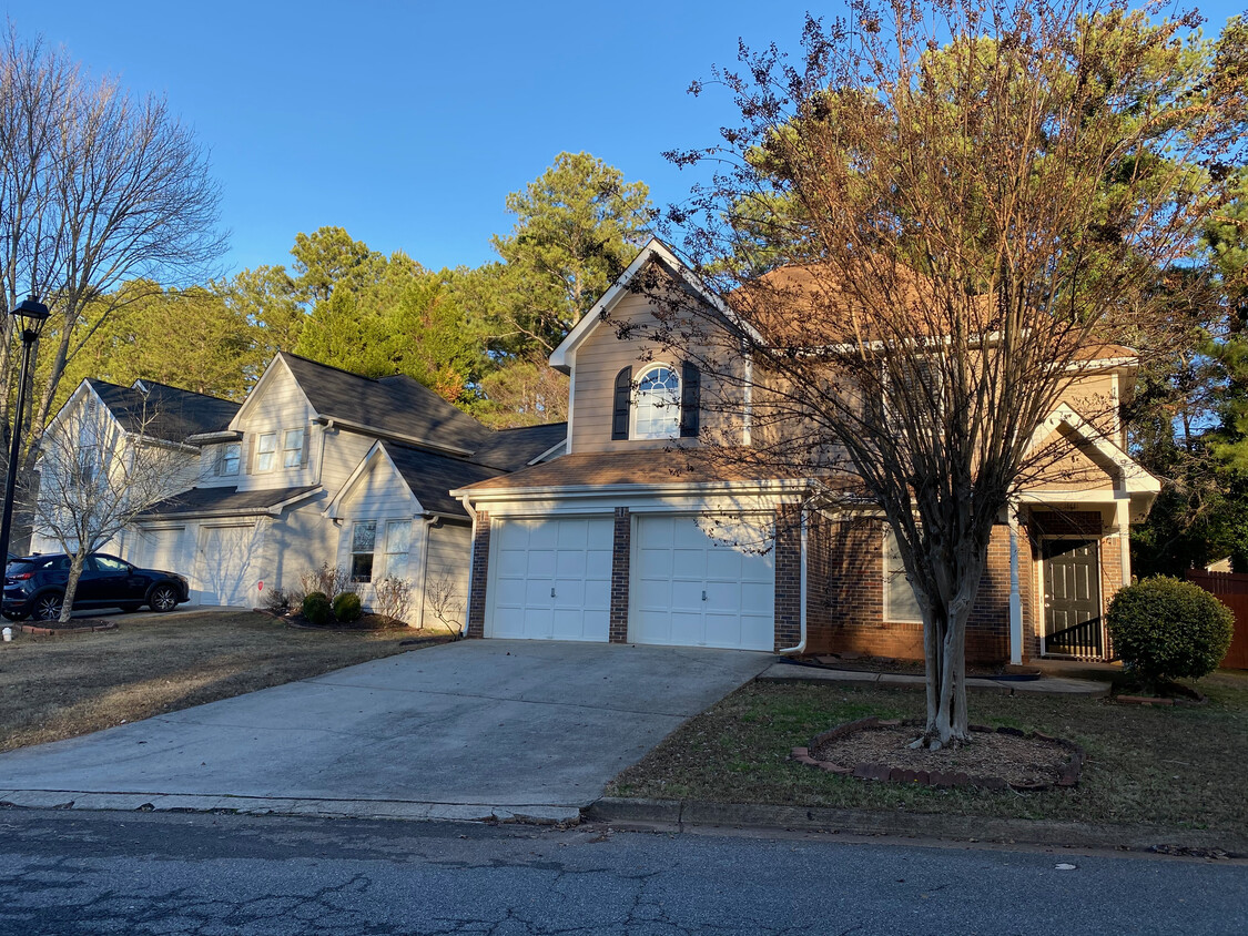 Foto principal - 5527 Bridge Pointe Dr