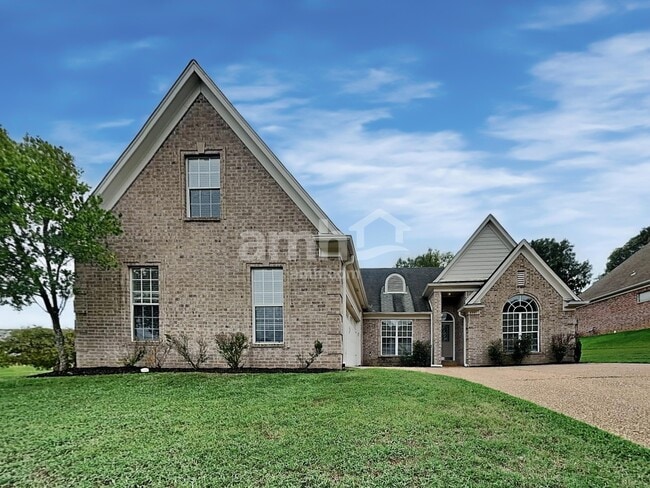 Building Photo - 8981 Oak Grove Blvd