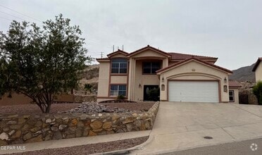 317 Zenith Dr