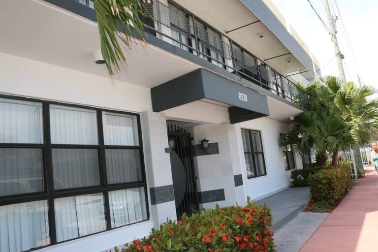 Building Photo - 8320 Harding Ave