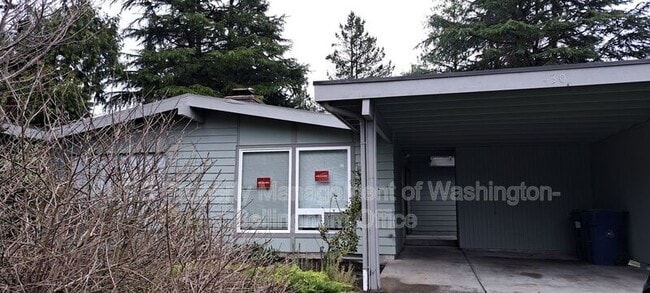 Building Photo - 430 N 21st St