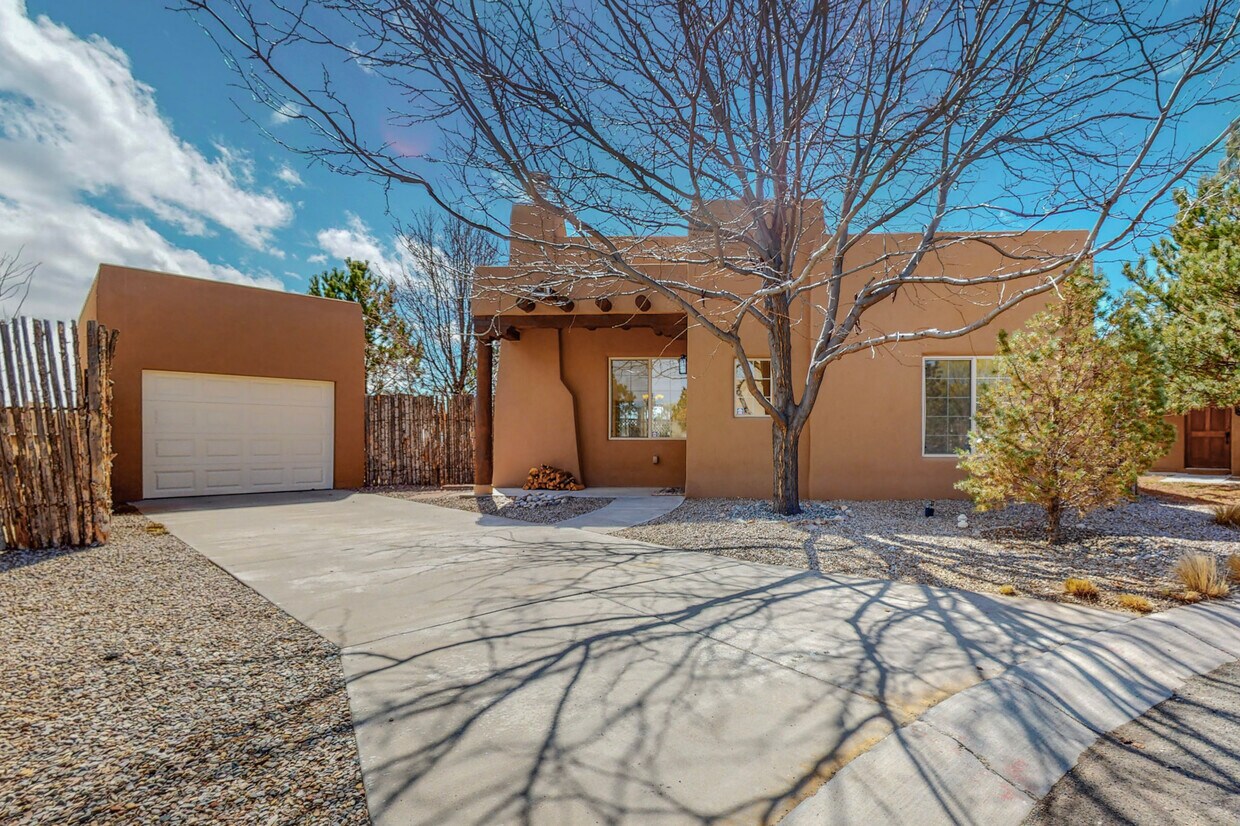 Primary Photo - 4270 River Song Ln