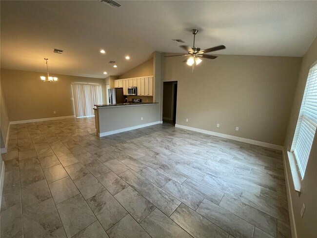 Foto del edificio - 3711 SW 131st Place Rd