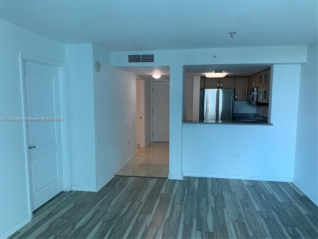Foto del edificio - 2101 Brickell Ave