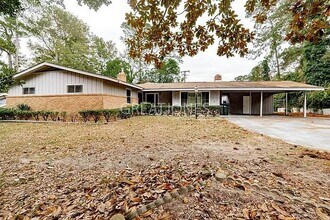 Building Photo - 4712 Brenthaven Rd