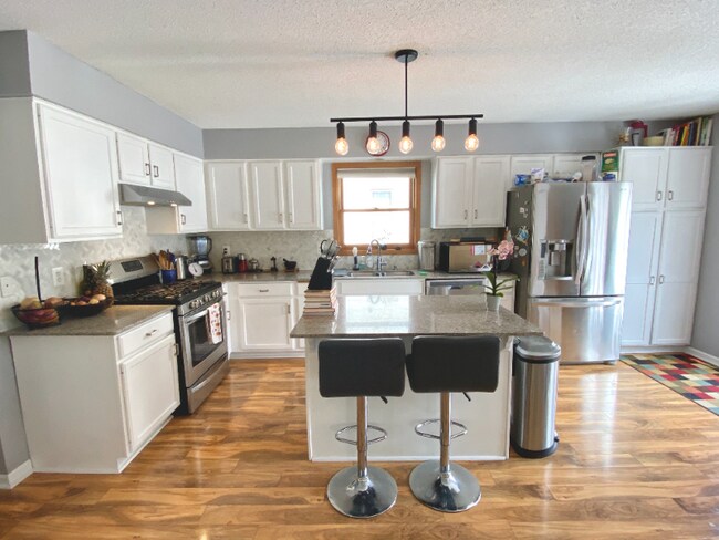 Foto del edificio - 2221 Polk St NE